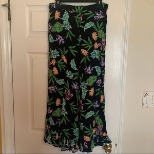 FLOWY FLORAL RUFFLE PANTS